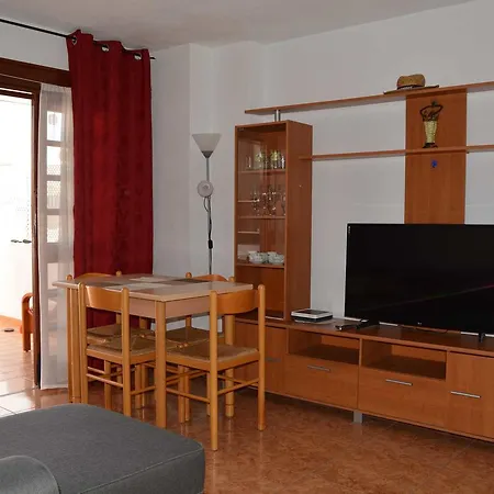Apartamento In Avenida Ernesto Sarti 10