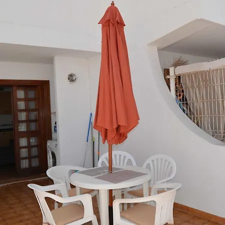 In Avenida Ernesto Sarti 10 Apartman *