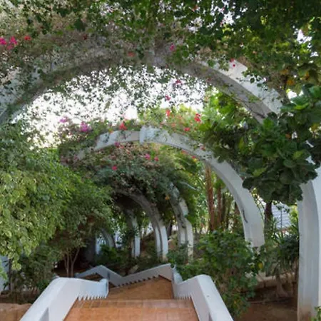 Apartment In Avenida Ernesto Sarti 10 Costa Adeje (Tenerife)